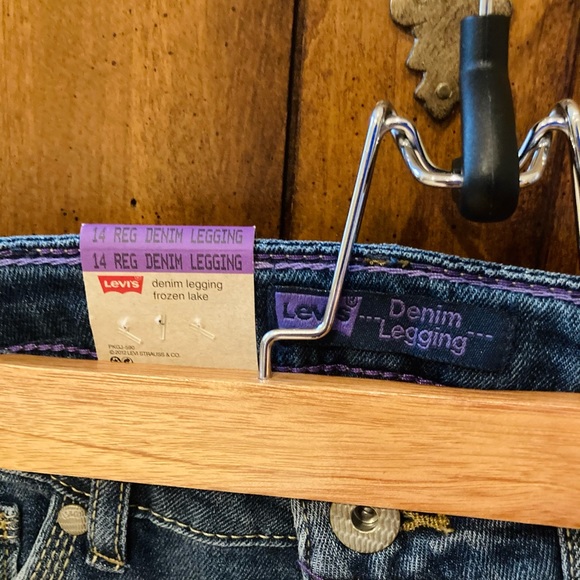 Nwt Levis Purple Stitch Denim Leggings - Picture 9 of 10